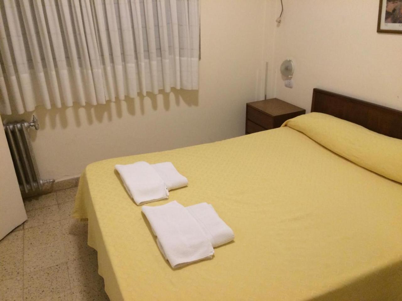 Hotel Pico General Pico Dış mekan fotoğraf
